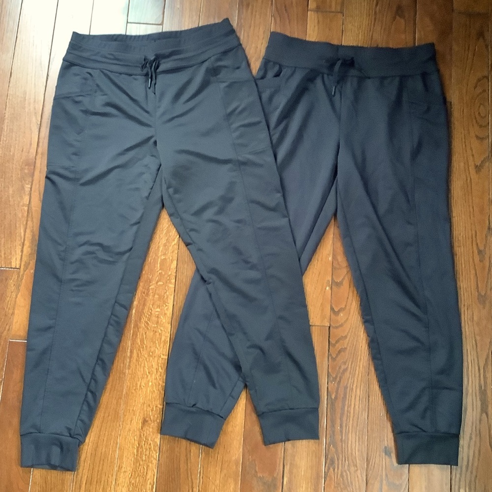 Jogger bundle - size medium by 32 Degrees